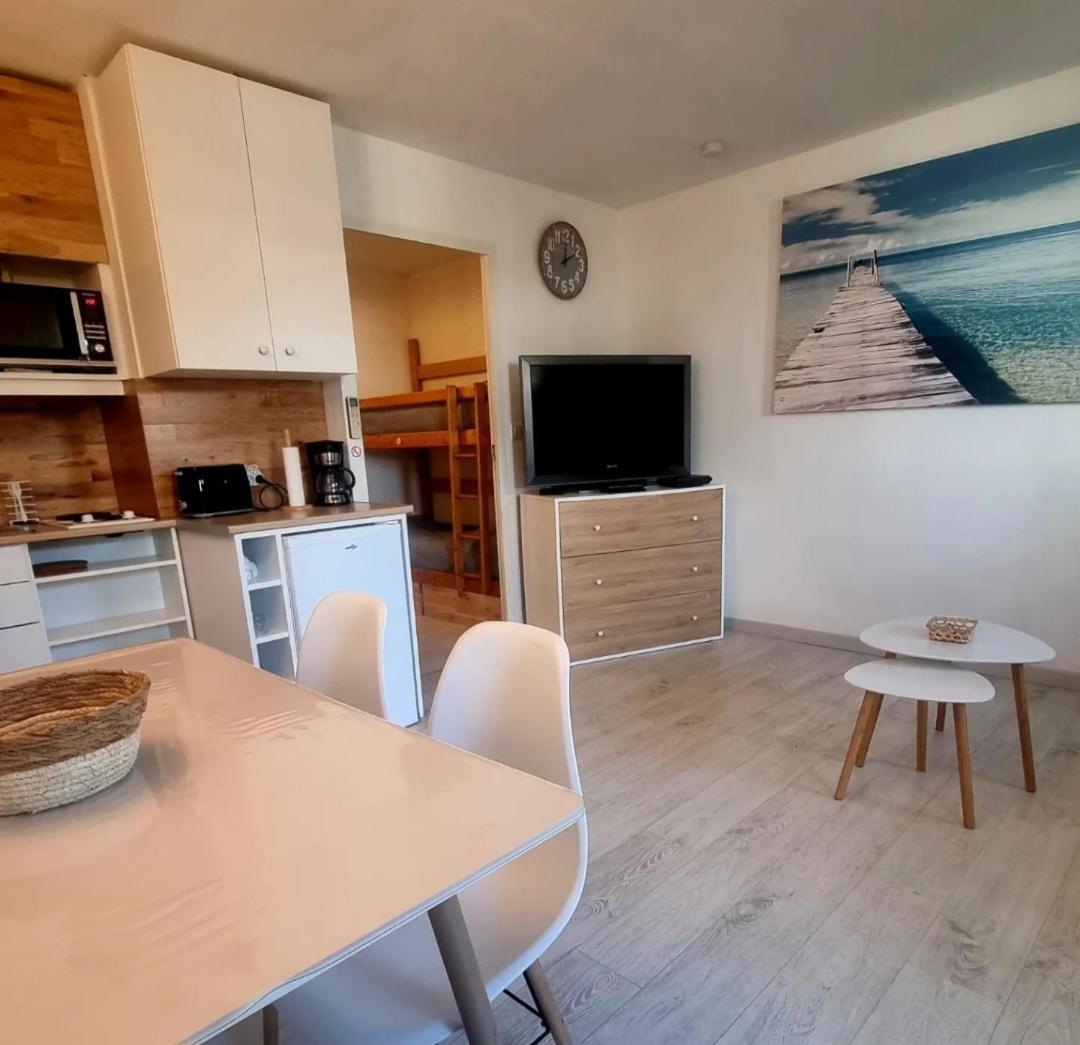100 M De La Plage - Les Cigales De Mer - Studio Cabine - Parking Le Grau-du-Roi Exterior foto